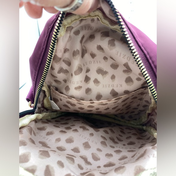 KEDZIE Roundtrip Convertible Sling Crossbody 100% Polyester Spacious Interior - Picture 4 of 8